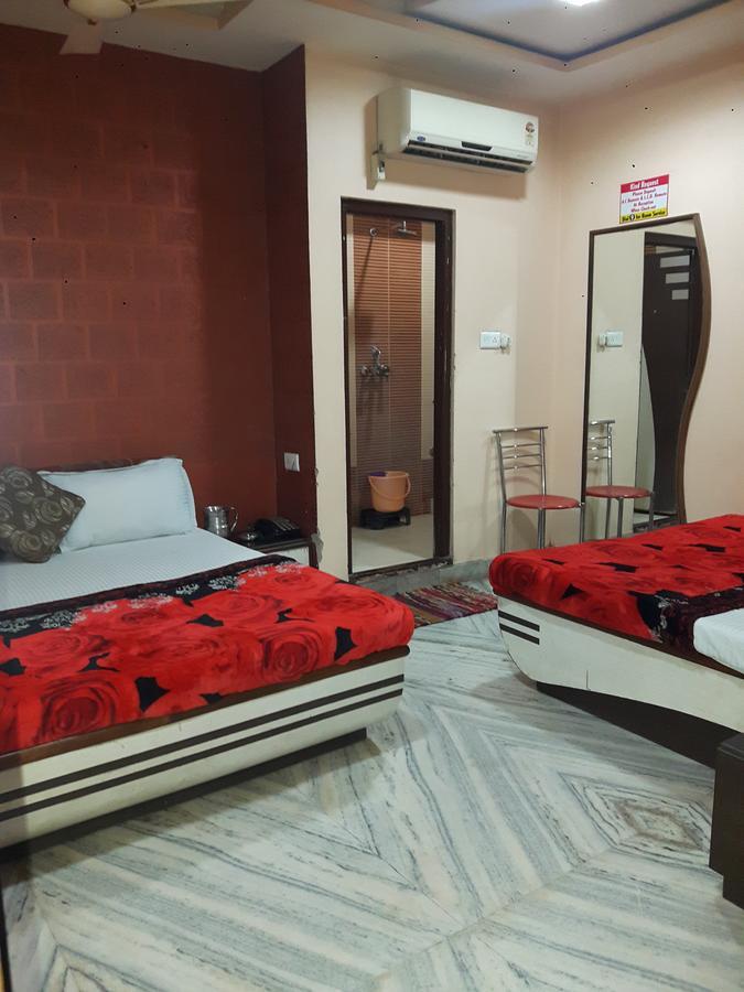 أجمير Hotel Lovely المظهر الخارجي الصورة